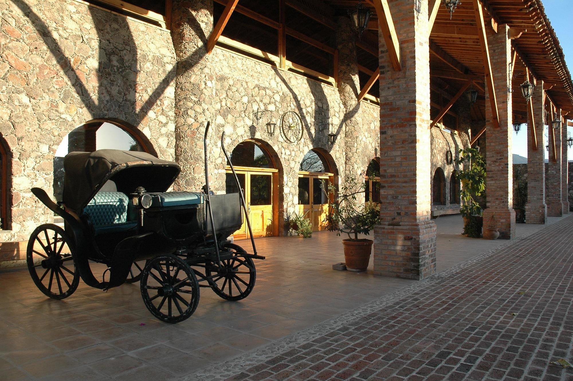 Hotel Hacienda Cantalagua Golf Contepec Exterior photo